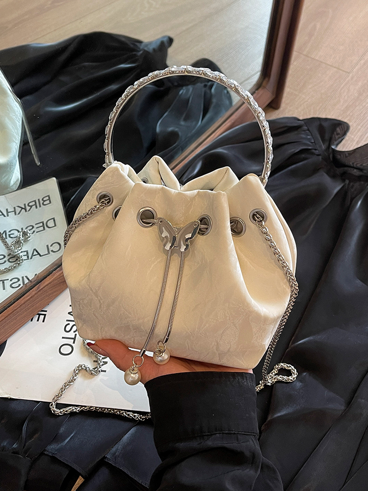 Handheld Drawstring Bucket Bag for Women - Summer 2025 Korean Style INS Minimalist Versatile Shoulder Bag Handheld Drawstring Bucket Bag for Women - Summer 2025 Korean Style INS Minimalist Versatile Shoulder Bag