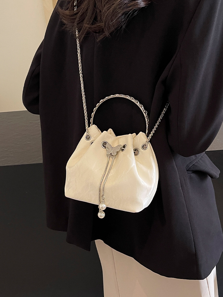 Handheld Drawstring Bucket Bag for Women - Summer 2025 Korean Style INS Minimalist Versatile Shoulder Bag Handheld Drawstring Bucket Bag for Women - Summer 2025 Korean Style INS Minimalist Versatile Shoulder Bag