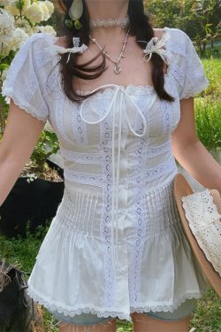 Handmade Australian Square-Neck Puff-Sleeve Lace Embroidered Vacation Shirt - Chic Long Waist Design