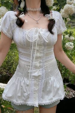 Handmade Australian Square-Neck Puff-Sleeve Lace Embroidered Vacation Shirt - Chic Long Waist Design
