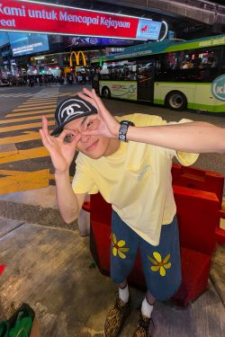 Handmade Floral Embroidery Denim Shorts for Men and Women, Straight-Leg Wide-Leg Casual Summer Capris, Y2K Style