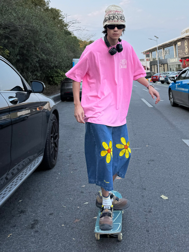 Handmade Floral Embroidery Denim Shorts for Men and Women, Straight-Leg Wide-Leg Casual Summer Capris, Y2K Style Handmade Floral Embroidery Denim Shorts for Men and Women, Straight-Leg Wide-Leg Casual Summer Capris, Y2K Style