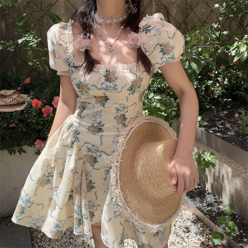 Handmade Spring Summer French Square Neck Lace Trim Puff Sleeve Court Waist Dress for Vacation - Chic Floral Style Handmade Spring Summer French Square Neck Lace Trim Puff Sleeve Court Waist Dress for Vacation - Chic Floral Style