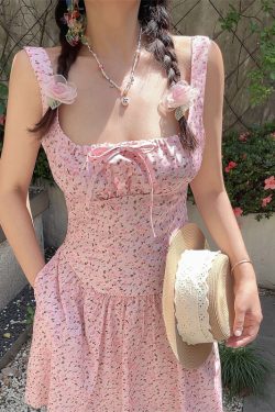 Handmade Vintage Floral Camisole Dress with Pocket - Sweet Pink Square Neck Drawstring Vacation Style, Perfect for Summer Outings