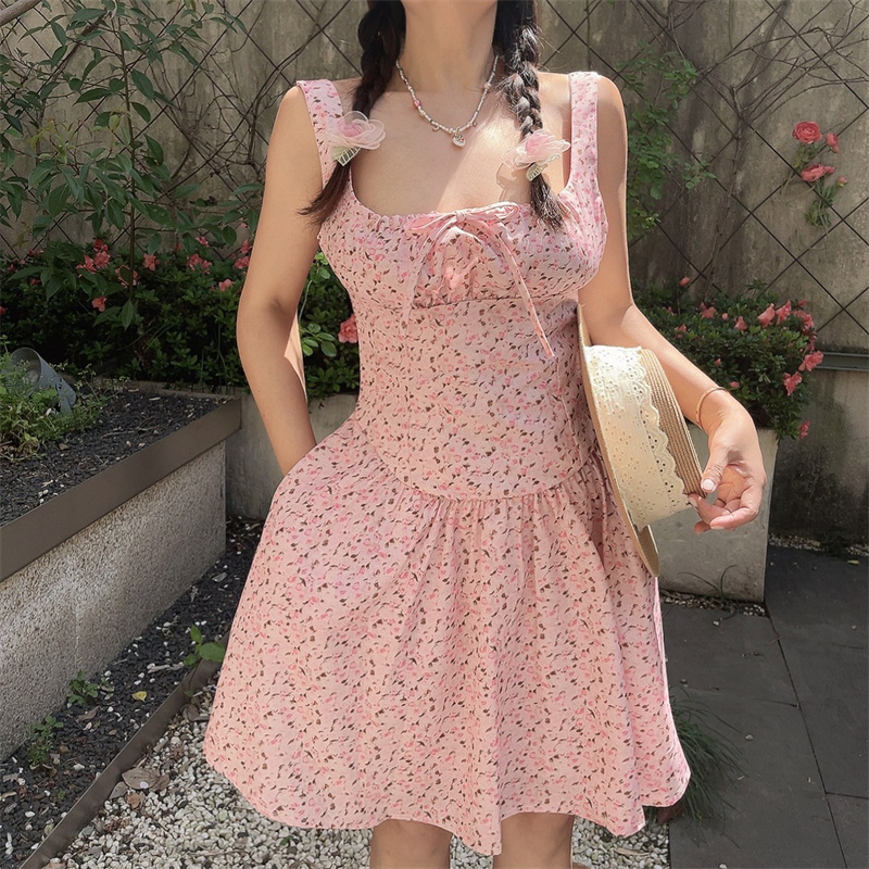 Handmade Vintage Floral Camisole Dress with Pocket - Sweet Pink Square Neck Drawstring Vacation Style, Perfect for Summer Outings Handmade Vintage Floral Camisole Dress with Pocket - Sweet Pink Square Neck Drawstring Vacation Style, Perfect for Summer Outings