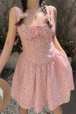 Handmade Vintage Floral Camisole Dress with Pocket - Sweet Pink Square Neck Drawstring Vacation Style, Perfect for Summer Outings