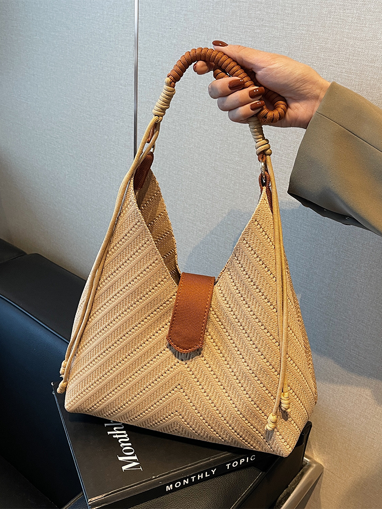 Handwoven Women's Beach Tote Bag - Trendy 2025 Large Capacity Shoulder Bag for Vacation Style Handwoven Women's Beach Tote Bag - Trendy 2025 Large Capacity Shoulder Bag for Vacation Style