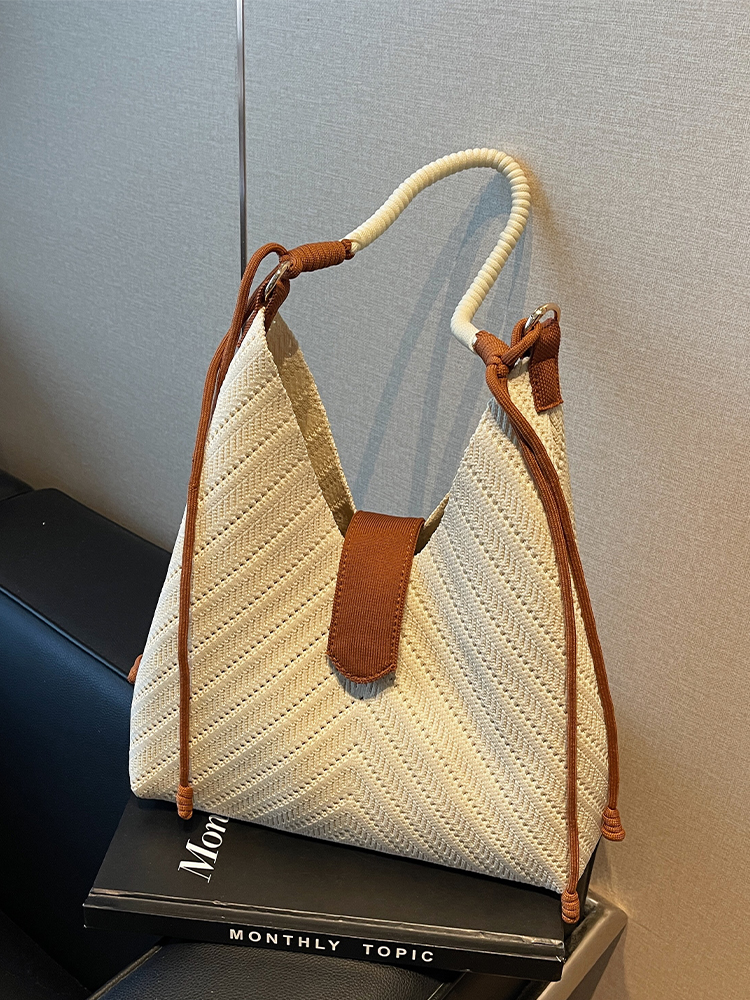 Handwoven Women's Beach Tote Bag - Trendy 2025 Large Capacity Shoulder Bag for Vacation Style Handwoven Women's Beach Tote Bag - Trendy 2025 Large Capacity Shoulder Bag for Vacation Style