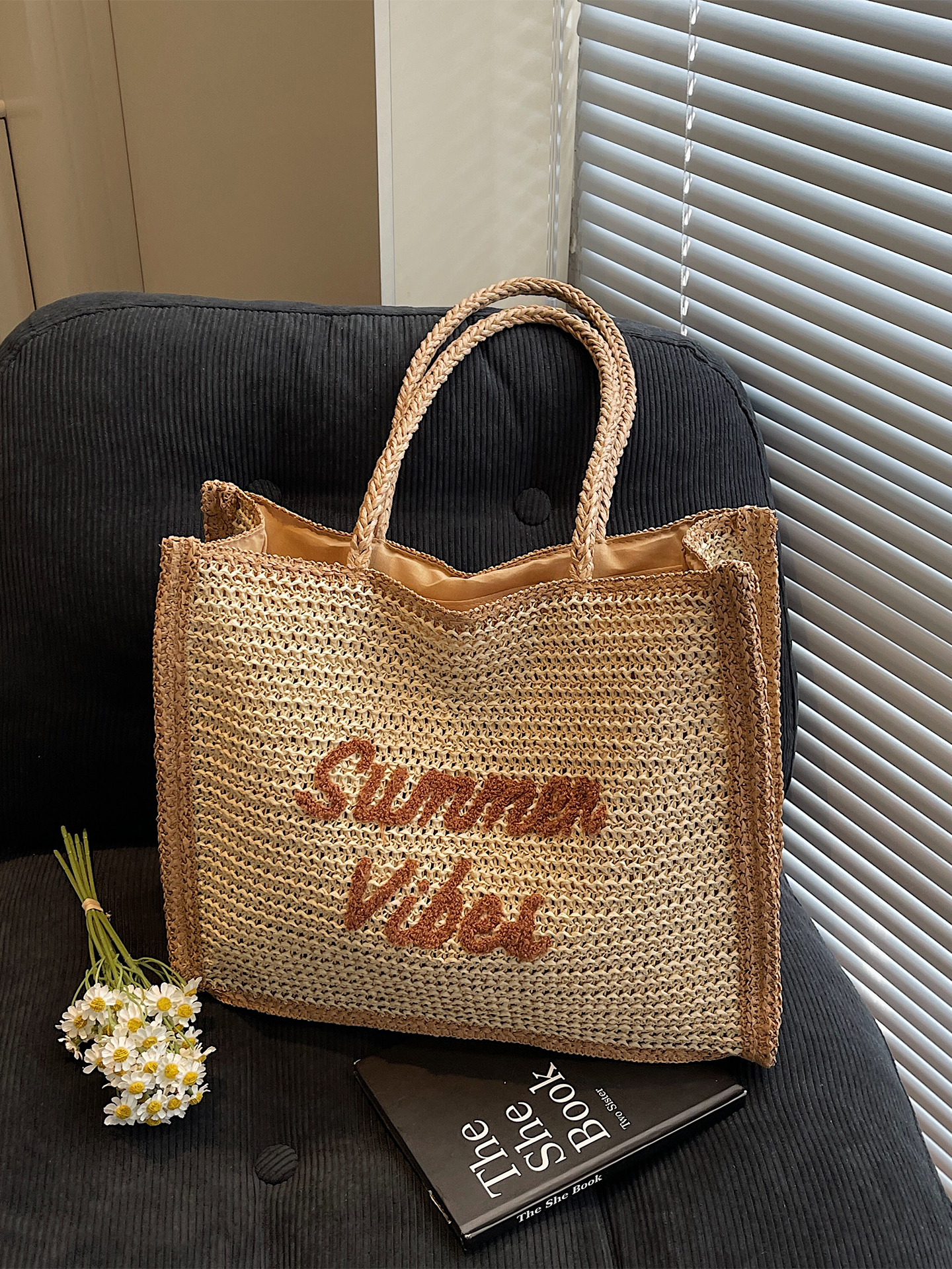 Handwoven Women's Straw Beach Tote Bag - Large Capacity Shoulder Bag for Seaside Vacation 2025 Style Handwoven Women's Straw Beach Tote Bag - Large Capacity Shoulder Bag for Seaside Vacation 2025 Style