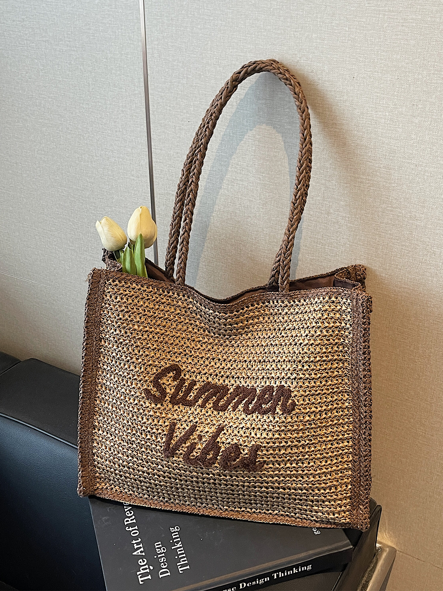 Handwoven Women's Straw Beach Tote Bag - Large Capacity Shoulder Bag for Seaside Vacation 2025 Style Handwoven Women's Straw Beach Tote Bag - Large Capacity Shoulder Bag for Seaside Vacation 2025 Style