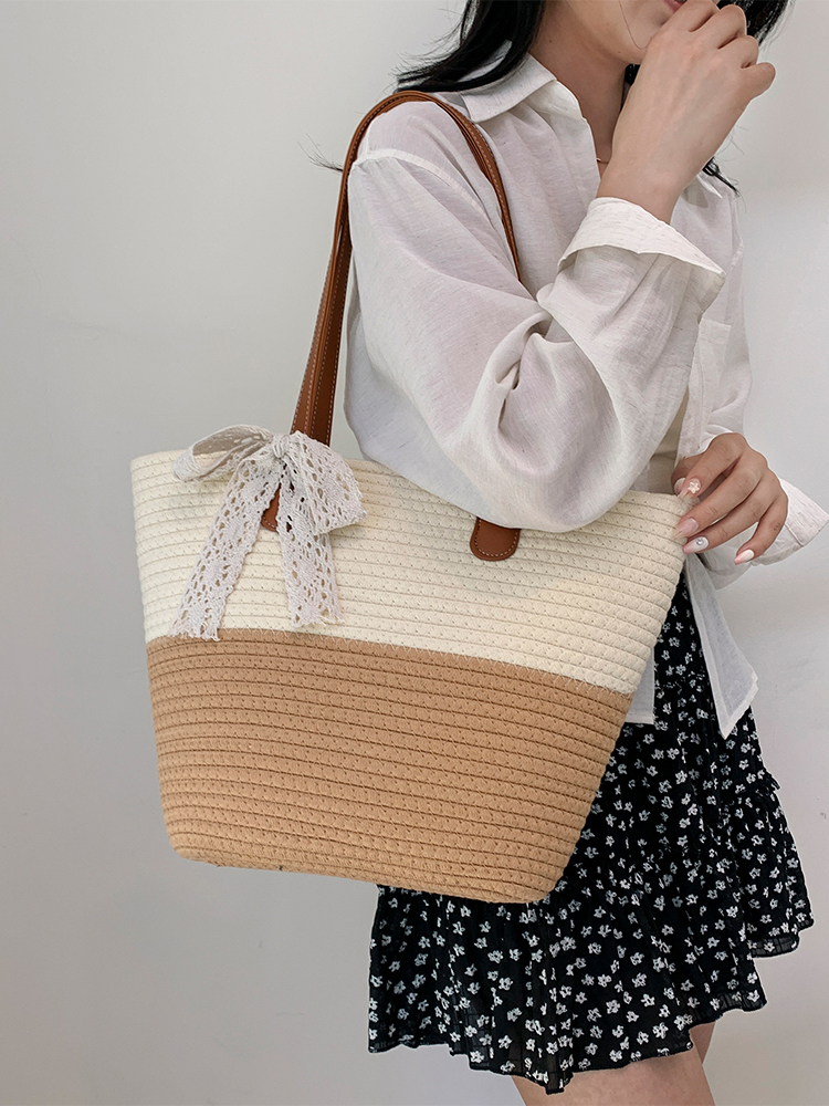 Handwoven Women's Summer Beach Tote Bag - Trendy Shoulder Bag with Large Capacity for Commuter Style Handwoven Women's Summer Beach Tote Bag - Trendy Shoulder Bag with Large Capacity for Commuter Style