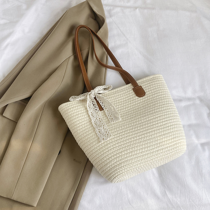 Handwoven Women's Summer Beach Tote Bag - Trendy Shoulder Bag with Large Capacity for Commuter Style Handwoven Women's Summer Beach Tote Bag - Trendy Shoulder Bag with Large Capacity for Commuter Style