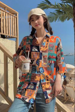 Hawaiian Floral Short Sleeve Shirt for Women - Loose Fit Beach Top in Hong Kong Style for Seaside Vacation