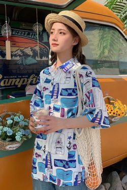 Hawaiian Floral Short Sleeve Shirt for Women - Loose Fit Beach Top in Hong Kong Style for Seaside Vacation