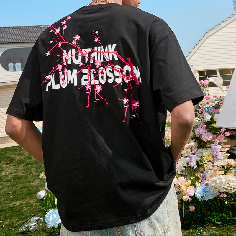 Heavy Embroidery Floral Letter T-Shirt - Short Sleeve Vintage American Style Unisex Top for Summer 2025 Fashion Heavy Embroidery Floral Letter T-Shirt - Short Sleeve Vintage American Style Unisex Top for Summer 2025 Fashion