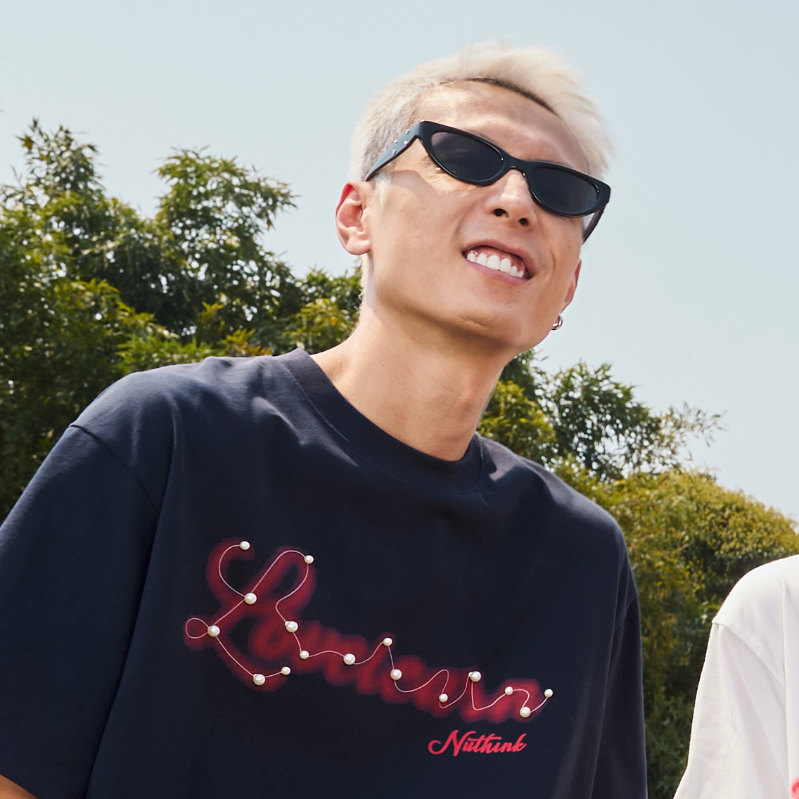 Heavyweight American Vintage Pearl Letter Print Short Sleeve T-Shirt Unisex Loose Fit 2025 Summer Streetwear Heavyweight American Vintage Pearl Letter Print Short Sleeve T-Shirt Unisex Loose Fit 2025 Summer Streetwear