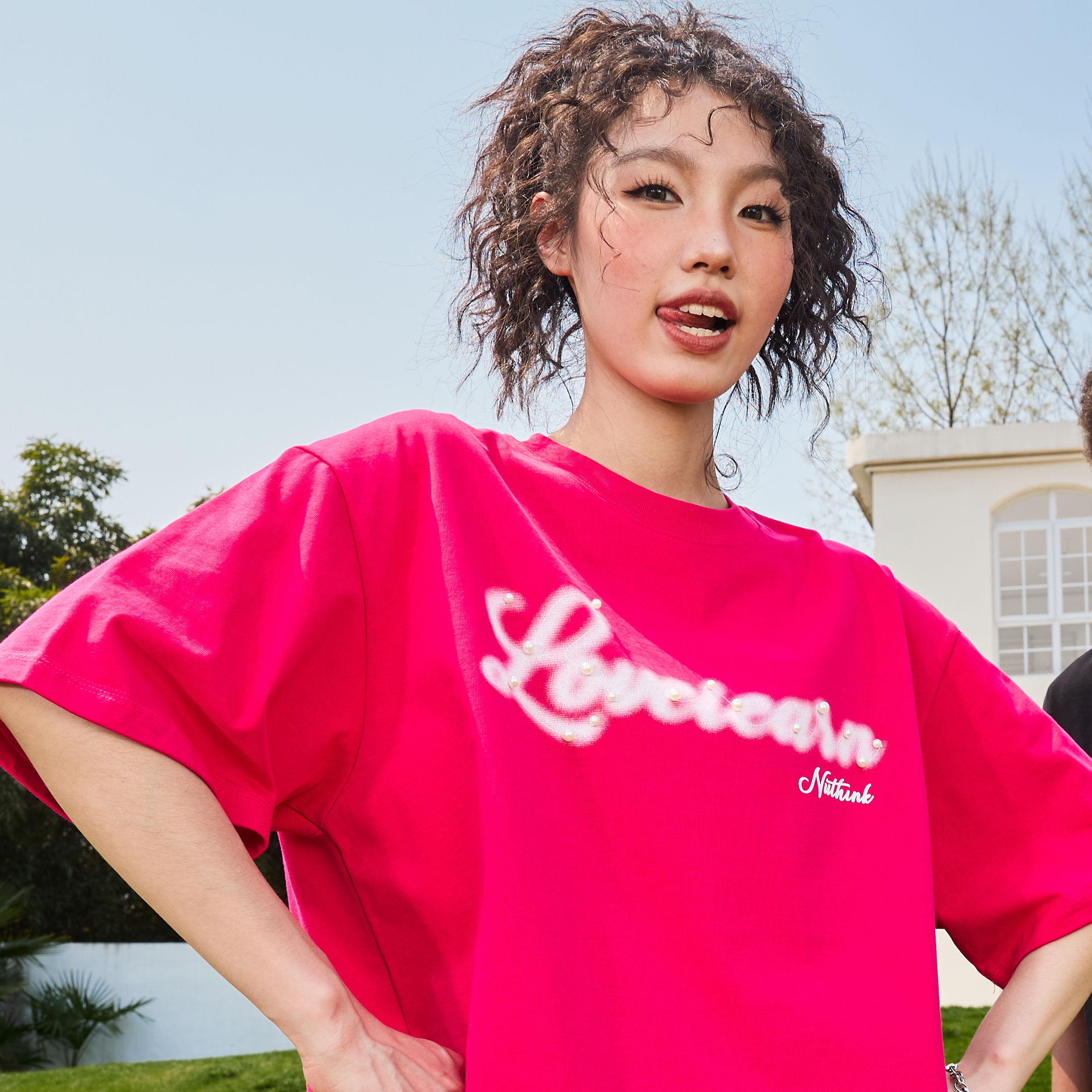 Heavyweight American Vintage Pearl Letter Print Short Sleeve T-Shirt Unisex Loose Fit 2025 Summer Streetwear Heavyweight American Vintage Pearl Letter Print Short Sleeve T-Shirt Unisex Loose Fit 2025 Summer Streetwear