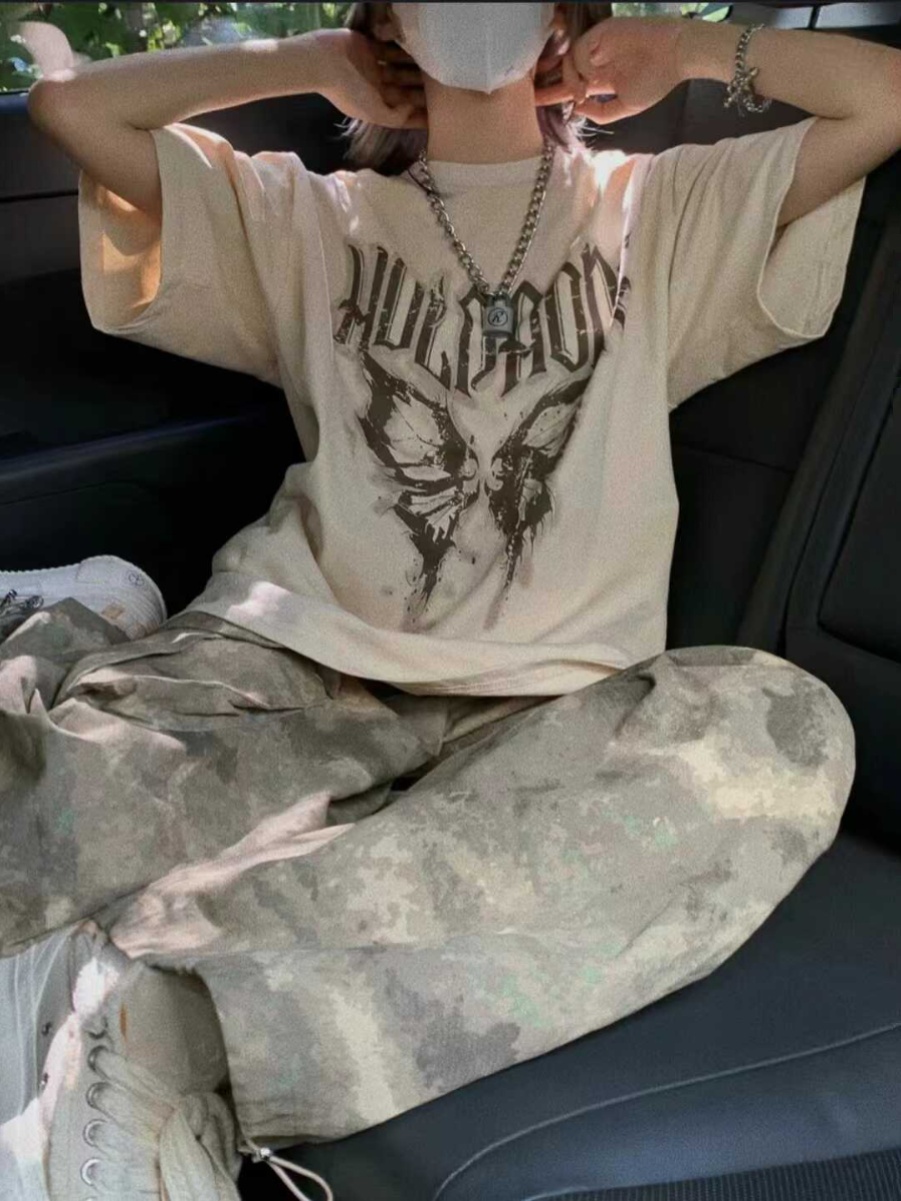 Heavyweight Cotton Butterfly Print Short-Sleeve T-Shirt for Men and Women - Retro American Casual Style Heavyweight Cotton Butterfly Print Short-Sleeve T-Shirt for Men and Women - Retro American Casual Style