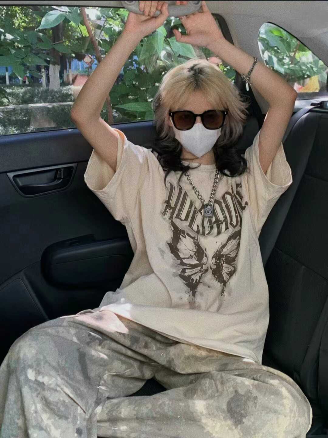 Heavyweight Cotton Butterfly Print Short-Sleeve T-Shirt for Men and Women - Retro American Casual Style Heavyweight Cotton Butterfly Print Short-Sleeve T-Shirt for Men and Women - Retro American Casual Style