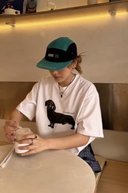 Heavyweight Dachshund Print Short Sleeve T-Shirt - Vintage Unisex Loose Fit, Trendy 90s Inspired Casual Top