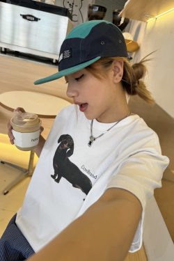 Heavyweight Dachshund Print Short Sleeve T-Shirt - Vintage Unisex Loose Fit, Trendy 90s Inspired Casual Top