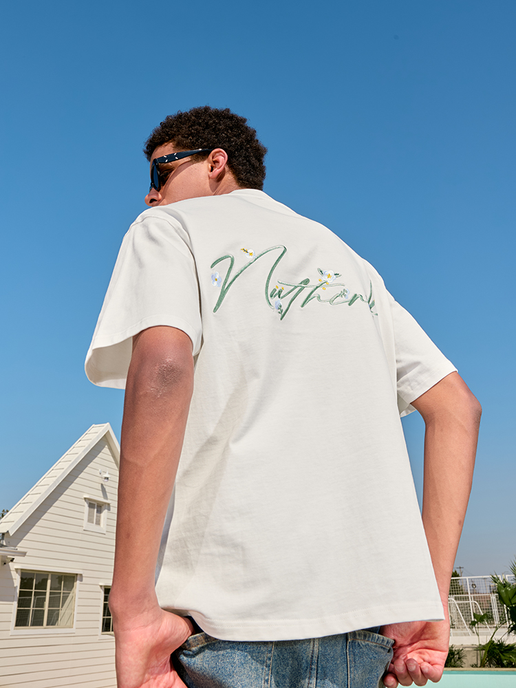 Heavyweight Floral Embroidered Short Sleeve T-Shirt for Men and Women - American Streetwear, Loose Fit, 2025 Summer Style Heavyweight Floral Embroidered Short Sleeve T-Shirt for Men and Women - American Streetwear, Loose Fit, 2025 Summer Style