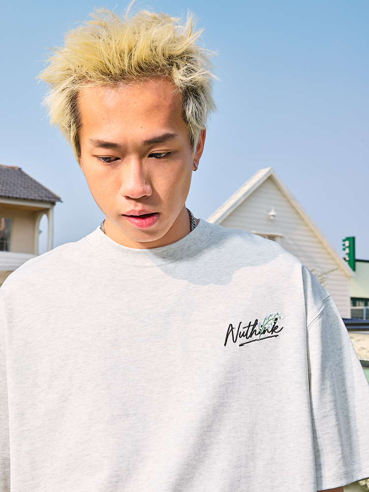 Heavyweight Floral Embroidery Letter Short Sleeve T-Shirt for Men - Streetwear Loose Fit Hip Hop Style - Summer 2025 Fashion Heavyweight Floral Embroidery Letter Short Sleeve T-Shirt for Men - Streetwear Loose Fit Hip Hop Style - Summer 2025 Fashion