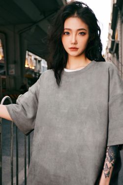 Heavyweight Solid Color Suede Short Sleeve T-Shirt for Men - Loose Fit Trendy Summer Streetwear Top