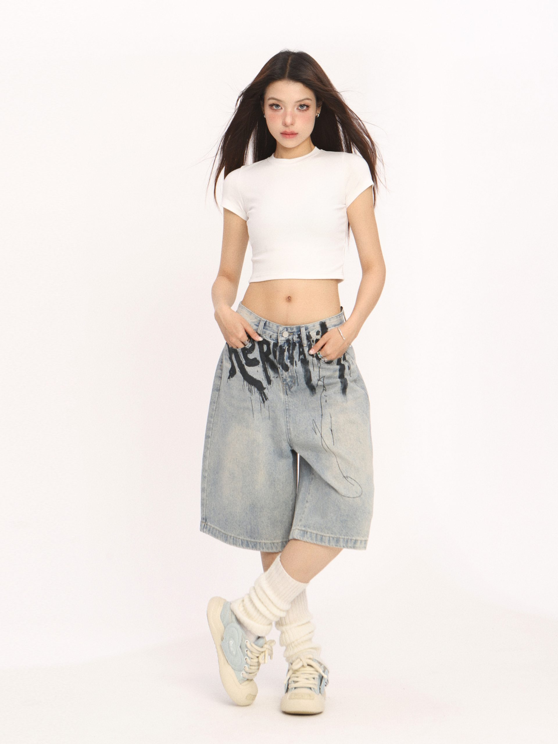 High-End American-Style Ink Spray Blue Jeans - Niche Design Straight Wide-Leg Cropped Pants for Trendy Casual Wear High-End American-Style Ink Spray Blue Jeans - Niche Design Straight Wide-Leg Cropped Pants for Trendy Casual Wear