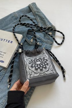 High-End Embroidered Canvas Bucket Bag for Women - Summer 2025 Drawstring Crossbody Phone Bag, Casual Style