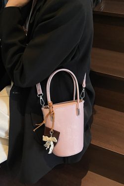 High-End Green Bucket Bag for Women, Summer 2025 Handheld Crossbody Phone Bag, Trendy Niche Fashion Accessory
