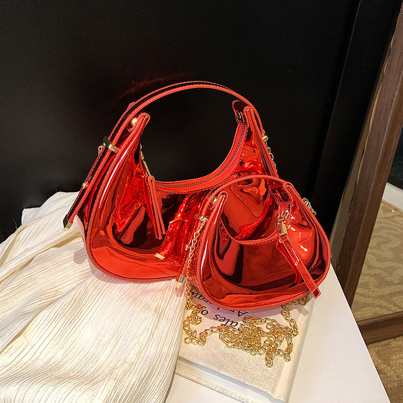 High-End Laser Patent Leather Crescent Handbag - Women's 2025 Trendy Chain Shoulder Crossbody Bag High-End Laser Patent Leather Crescent Handbag - Women's 2025 Trendy Chain Shoulder Crossbody Bag