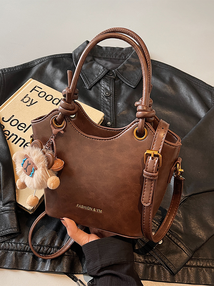 High-End Retro Bucket Handbag for Women - Versatile Textured Crossbody & Shoulder Bag for Summer 2025 Fashion High-End Retro Bucket Handbag for Women - Versatile Textured Crossbody & Shoulder Bag for Summer 2025 Fashion