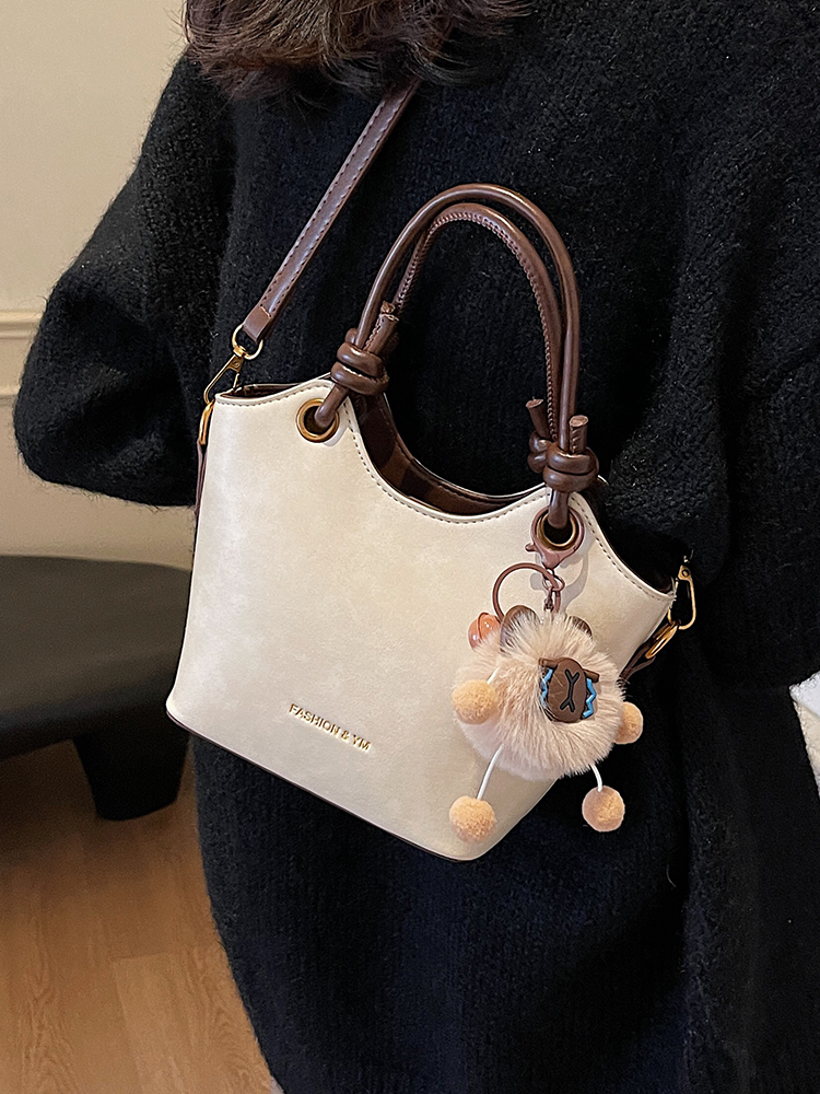 High-End Retro Bucket Handbag for Women - Versatile Textured Crossbody & Shoulder Bag for Summer 2025 Fashion High-End Retro Bucket Handbag for Women - Versatile Textured Crossbody & Shoulder Bag for Summer 2025 Fashion