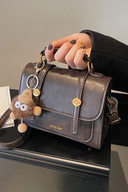 High-End Retro Handbag for Women - Summer 2025 Fashion, Versatile Commuting Shoulder & Crossbody Small Square Bag