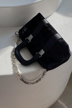 High-End Women's Chain Shoulder Bag - Stylish Large Crossbody & Handheld Fashionable Masterpiece for 2025