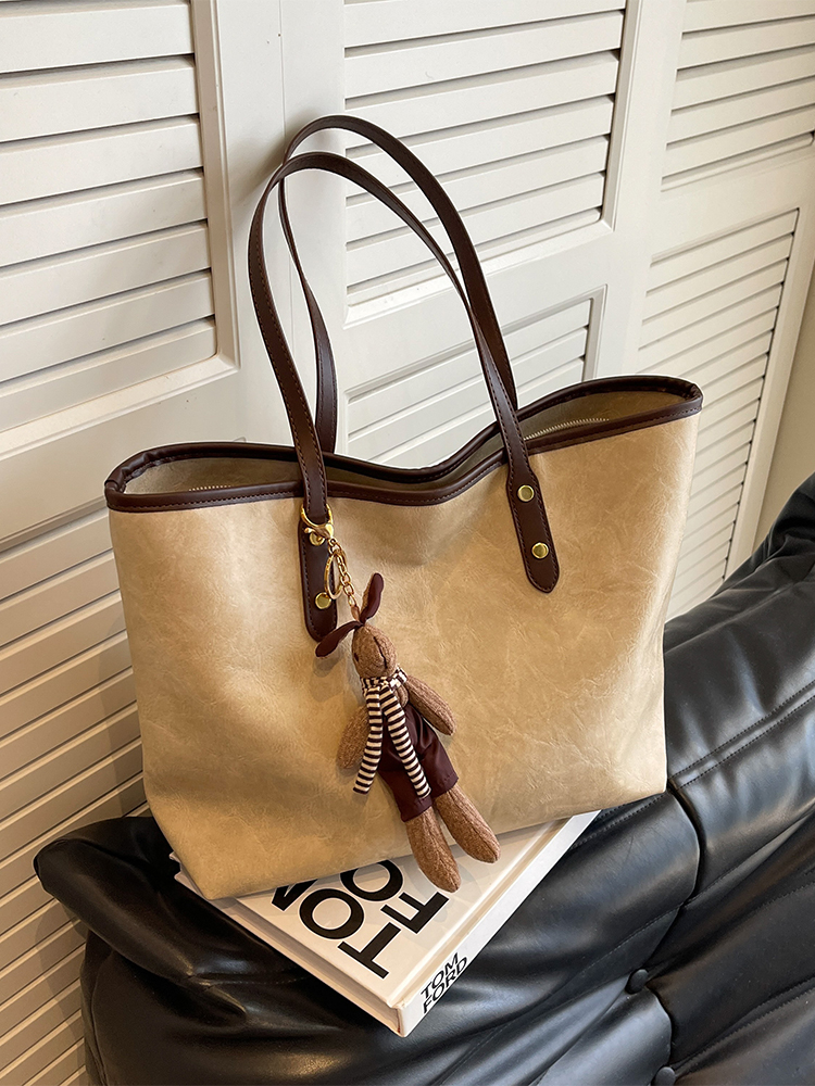 High-End Women's Large Capacity Shoulder Bag - Stylish Spring Summer Commuting Tote for 2025 Fashion High-End Women's Large Capacity Shoulder Bag - Stylish Spring Summer Commuting Tote for 2025 Fashion