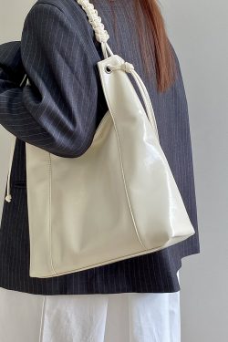 High-End Woven Leather Shoulder Tote Bag for Women - Large Capacity Commuting Bag, 2025 Niche Design