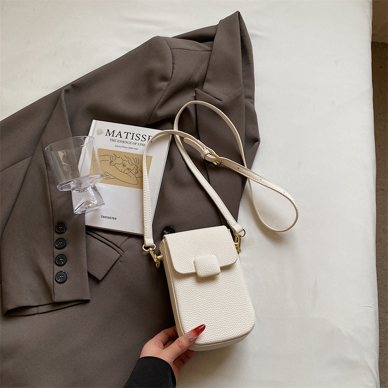 High-End Yellow Mini Crossbody Bag for Women - Vertical Design Phone Bag for Summer 2025 High-End Yellow Mini Crossbody Bag for Women - Vertical Design Phone Bag for Summer 2025