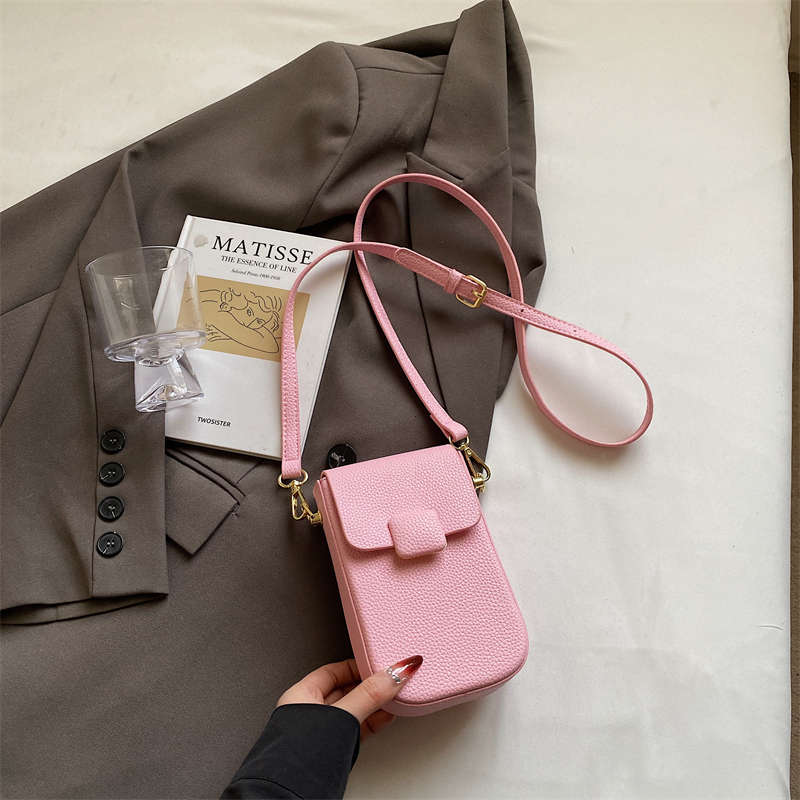 High-End Yellow Mini Crossbody Bag for Women - Vertical Design Phone Bag for Summer 2025 High-End Yellow Mini Crossbody Bag for Women - Vertical Design Phone Bag for Summer 2025