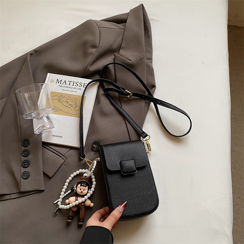 High-End Yellow Mini Crossbody Bag for Women - Vertical Design Phone Bag for Summer 2025 High-End Yellow Mini Crossbody Bag for Women - Vertical Design Phone Bag for Summer 2025