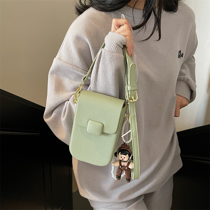 High-End Yellow Mini Crossbody Bag for Women - Vertical Design Phone Bag for Summer 2025 High-End Yellow Mini Crossbody Bag for Women - Vertical Design Phone Bag for Summer 2025