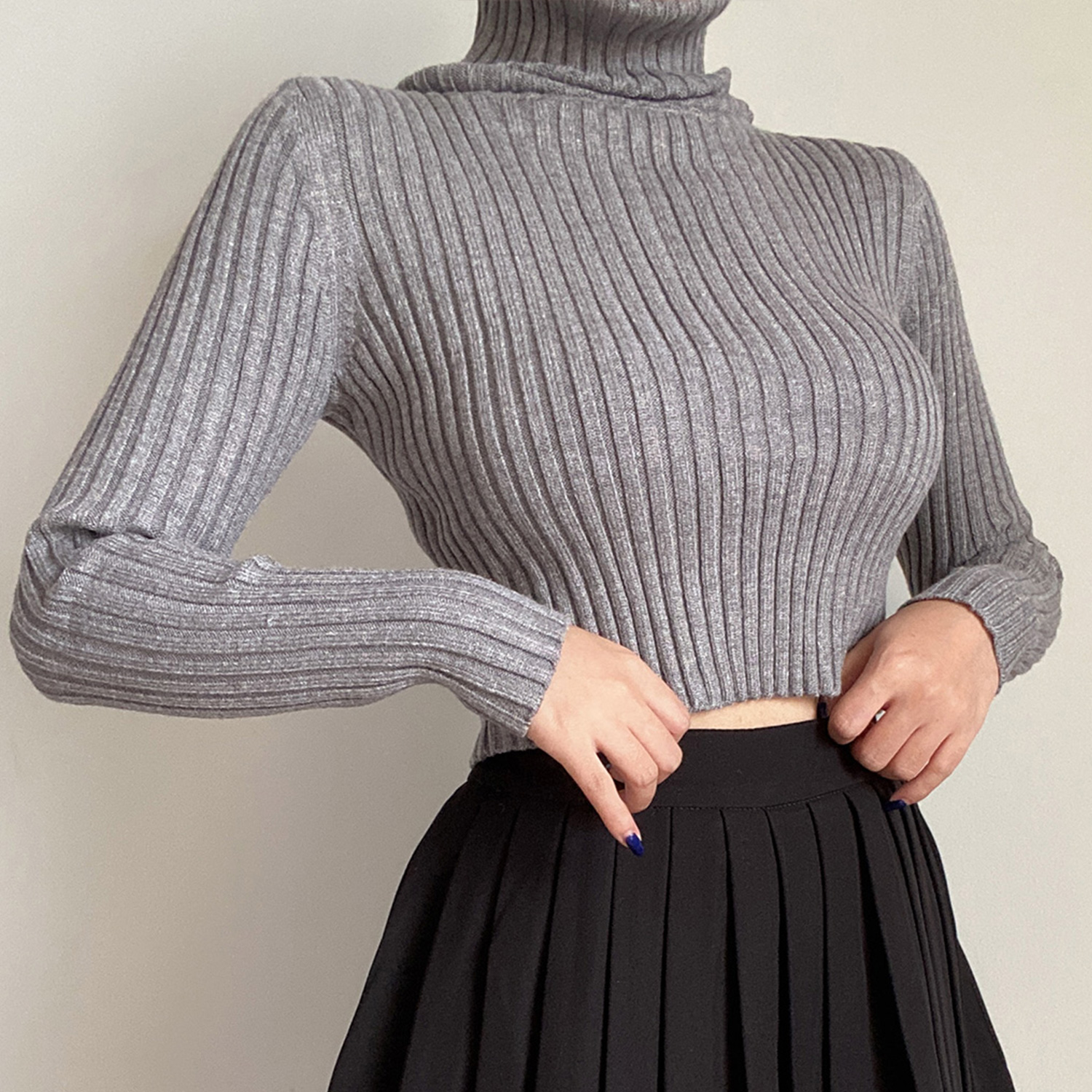 High-Neck Slim Fit Ribbed Knit Top for Autumn & Winter - Solid Color Long Sleeve Sweater Base Shirt in European American Style High-Neck Slim Fit Ribbed Knit Top for Autumn & Winter - Solid Color Long Sleeve Sweater Base Shirt in European American Style