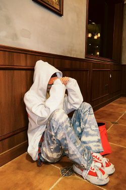 High Street American-Style Ripped Straight Loose Jeans for Men and Women - Fashionable Slim-Fit Wide-Leg Pants