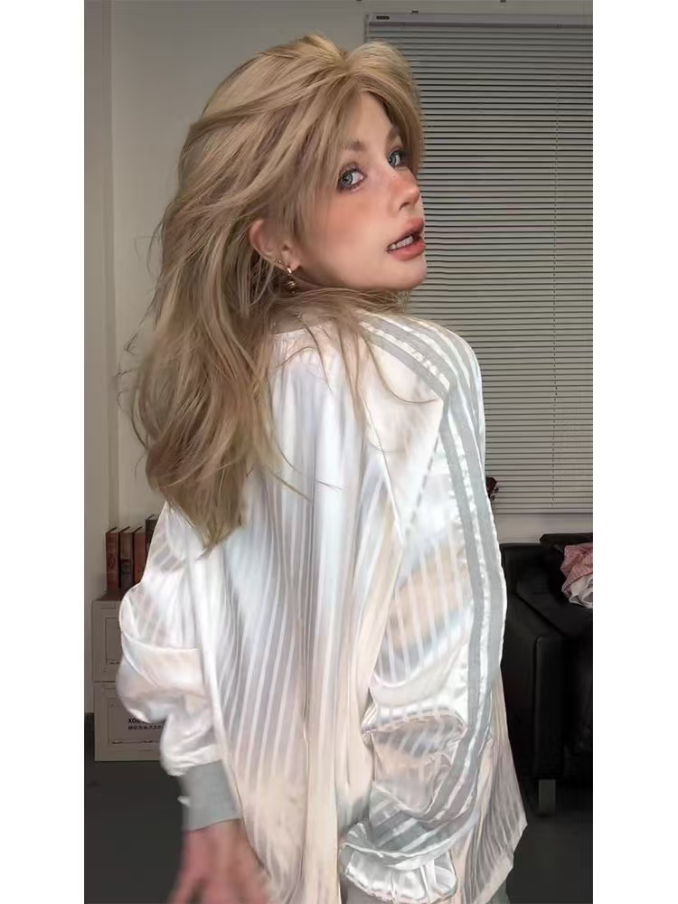 High Street American Style V-Neck Sweatshirt for Women - Cute Color-Block Plaid Long Sleeve Top, Autumn Casual Layering Essential High Street American Style V-Neck Sweatshirt for Women - Cute Color-Block Plaid Long Sleeve Top, Autumn Casual Layering Essential