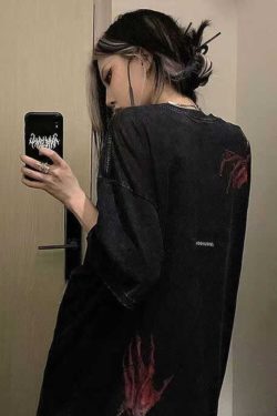 High Street Dark Style Vintage Water-Washed Oversized Short Sleeve T-Shirt for Women - Summer Evil Hand Design
