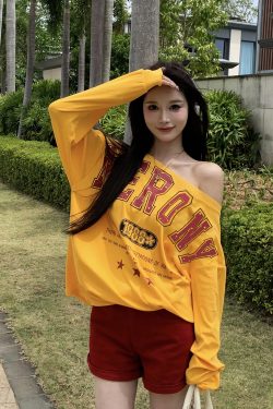 High Waist A-Line Denim Shorts for Women - Red Tight Fitted Hot Pants for Summer 2025, Trendy Hot Girl Style