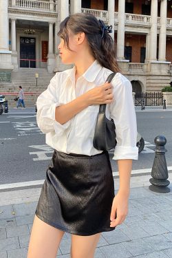 High-Waisted A-Line Skirt with Built-In Safety Shorts - French Retro Slim-Fit Short Skirt for a Chic 90s Style Look