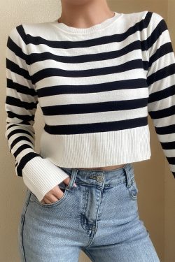 High-Waisted Black and White Striped Knit Top for Women - French Minimalist Versatile Basic Round Neck Style