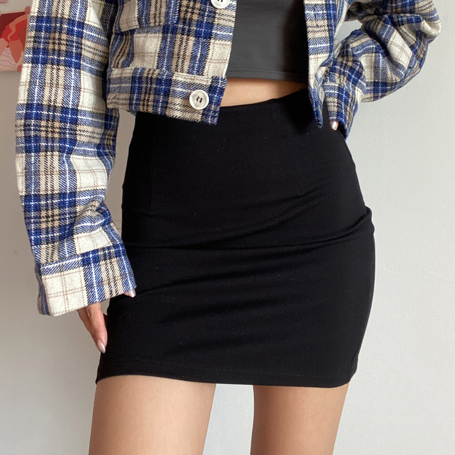 High-Waisted Black Bodycon A-Line Skirt - Simple Versatile European and American Style, Elastic Fit for Effortless Chic High-Waisted Black Bodycon A-Line Skirt - Simple Versatile European and American Style, Elastic Fit for Effortless Chic